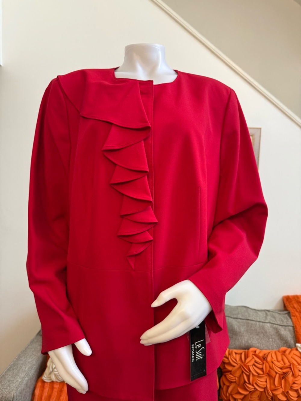 ❣️🆕Le Suit Cherry Red Cascade Ruffle Skirt Suit Set Plus Size $265 MSRP❣️ - Picture 4 of 12